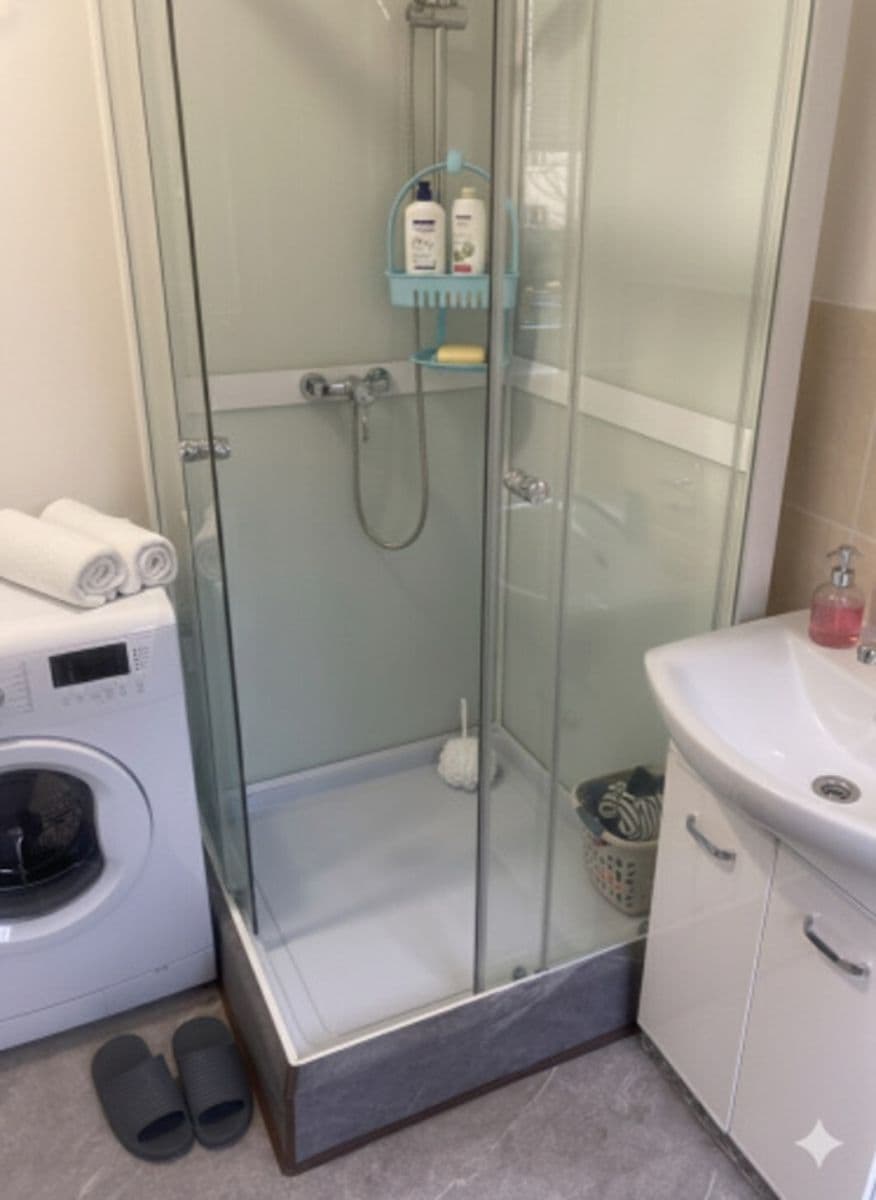 Prodej bytu 2+1 50 m², L. M. Pařízka, České Budějovice, Jihočeský kraj Prodej bytu 2+1 50 m², L. M. Pařízka, České Budějovice, Jihočeský kraj