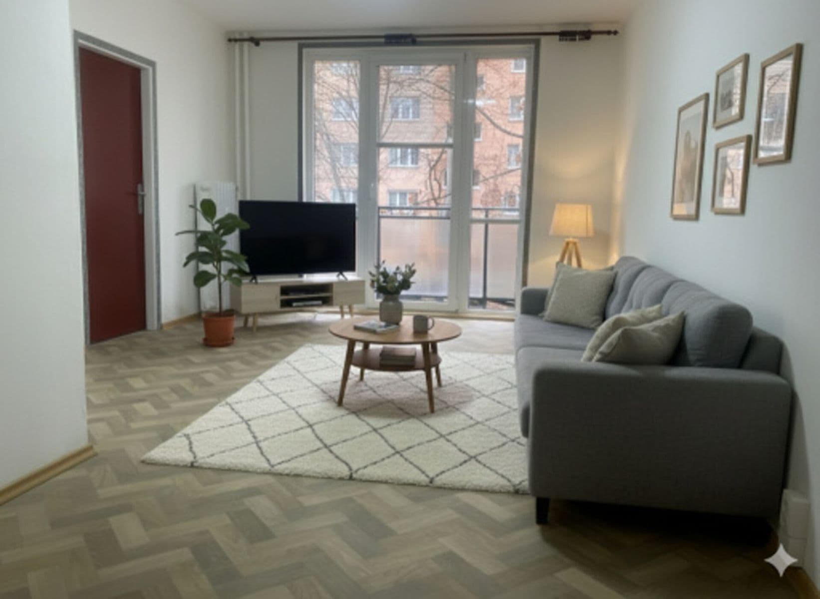 Prodej bytu 2+1 50 m², L. M. Pařízka, České Budějovice, Jihočeský kraj Prodej bytu 2+1 50 m², L. M. Pařízka, České Budějovice, Jihočeský kraj