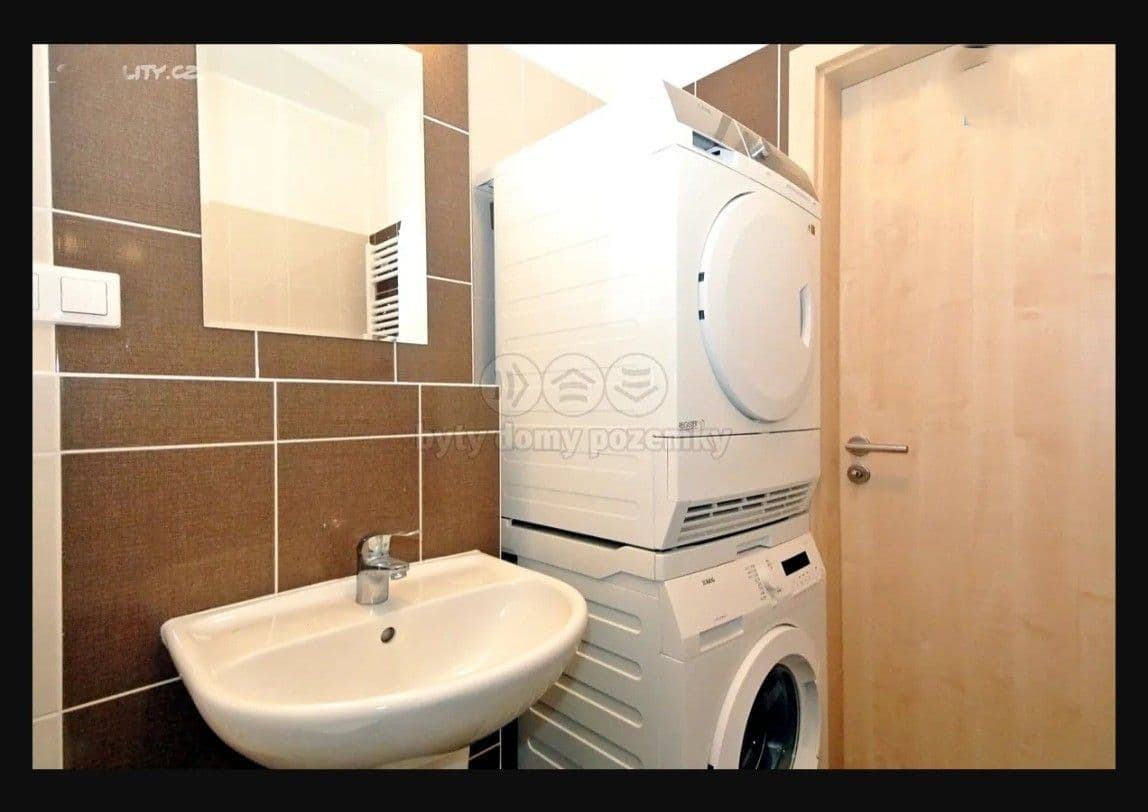 Prodej bytu 2+kk 40 m², Farkašova, Praha, Praha Prodej bytu 2+kk 40 m², Farkašova, Praha, Praha