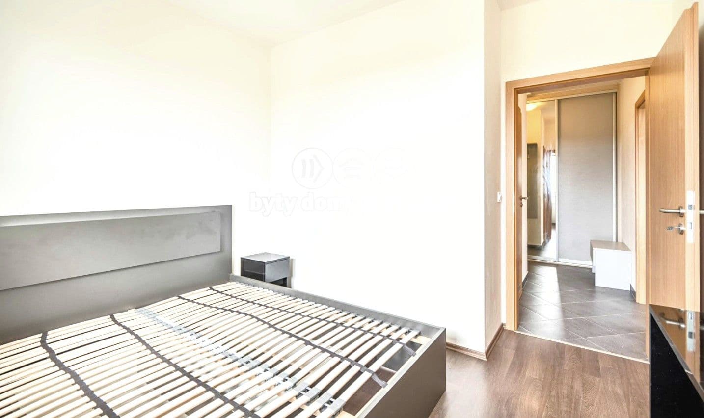 Prodej bytu 2+kk 40 m², Farkašova, Praha, Praha Prodej bytu 2+kk 40 m², Farkašova, Praha, Praha