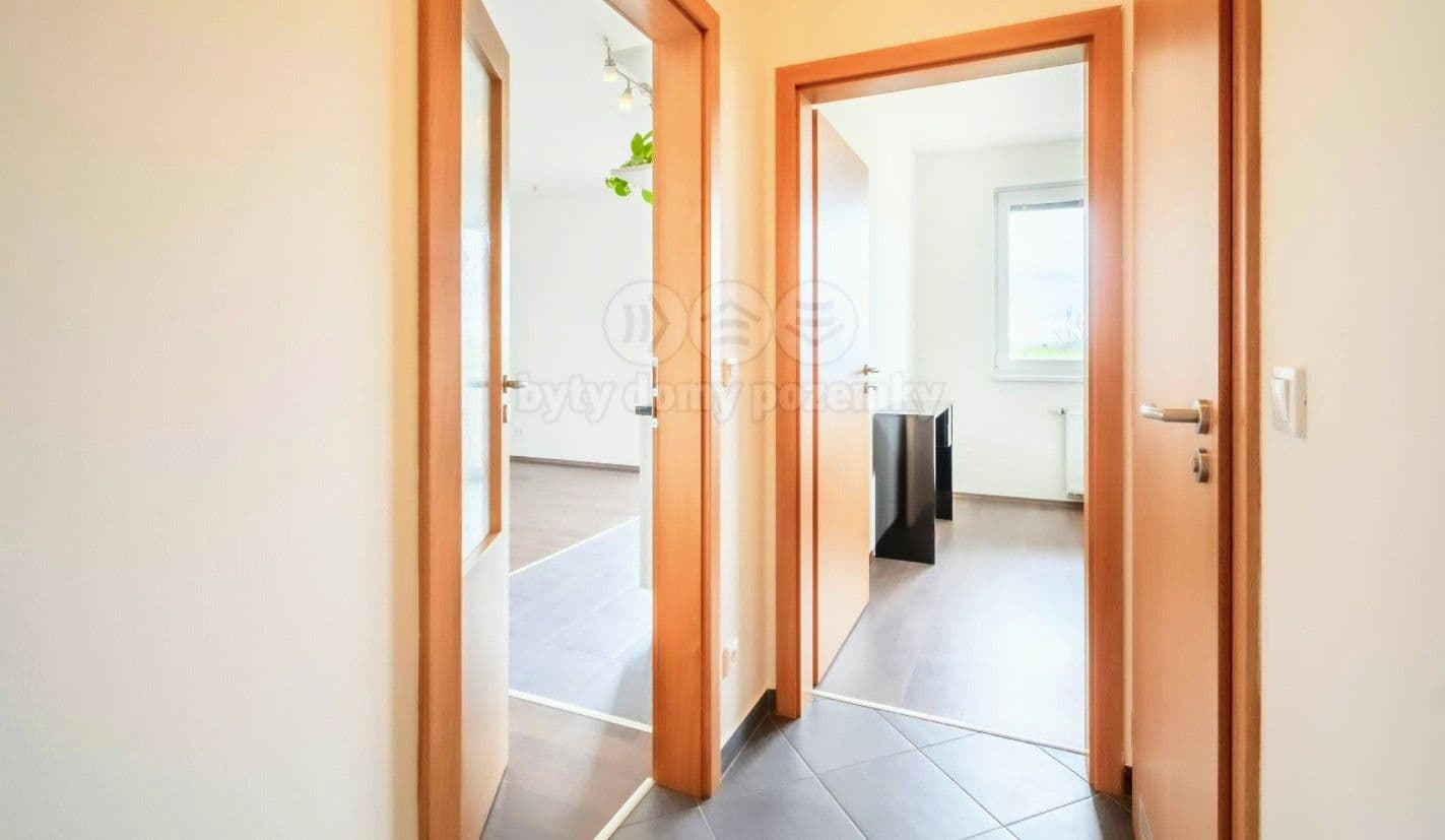 Prodej bytu 2+kk 40 m², Farkašova, Praha, Praha Prodej bytu 2+kk 40 m², Farkašova, Praha, Praha