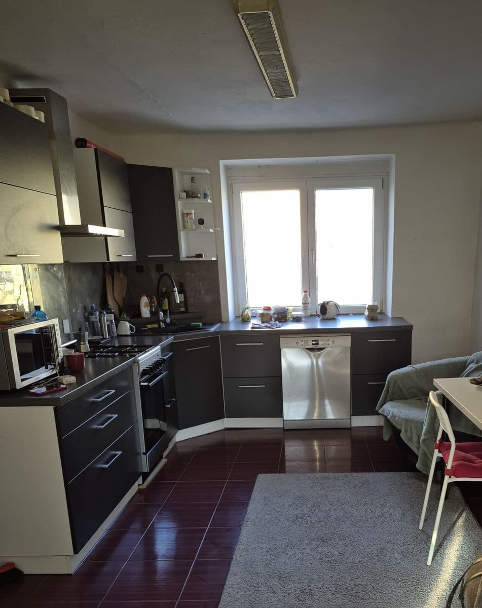 Prodej bytu 2+1 53 m², Helsinská, Kladno, Středočeský kraj Prodej bytu 2+1 53 m², Helsinská, Kladno, Středočeský kraj