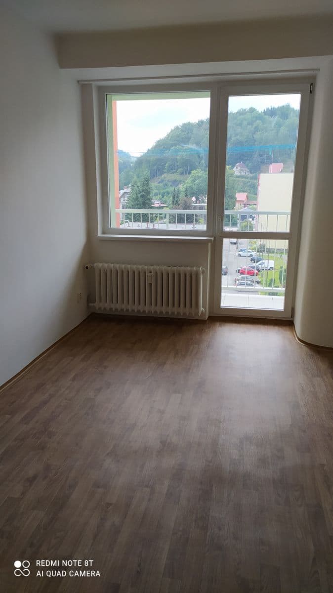 Pronájem bytu 3+1 74 m², Krkonošská, Desná, Liberecký kraj Pronájem bytu 3+1 74 m², Krkonošská, Desná, Liberecký kraj