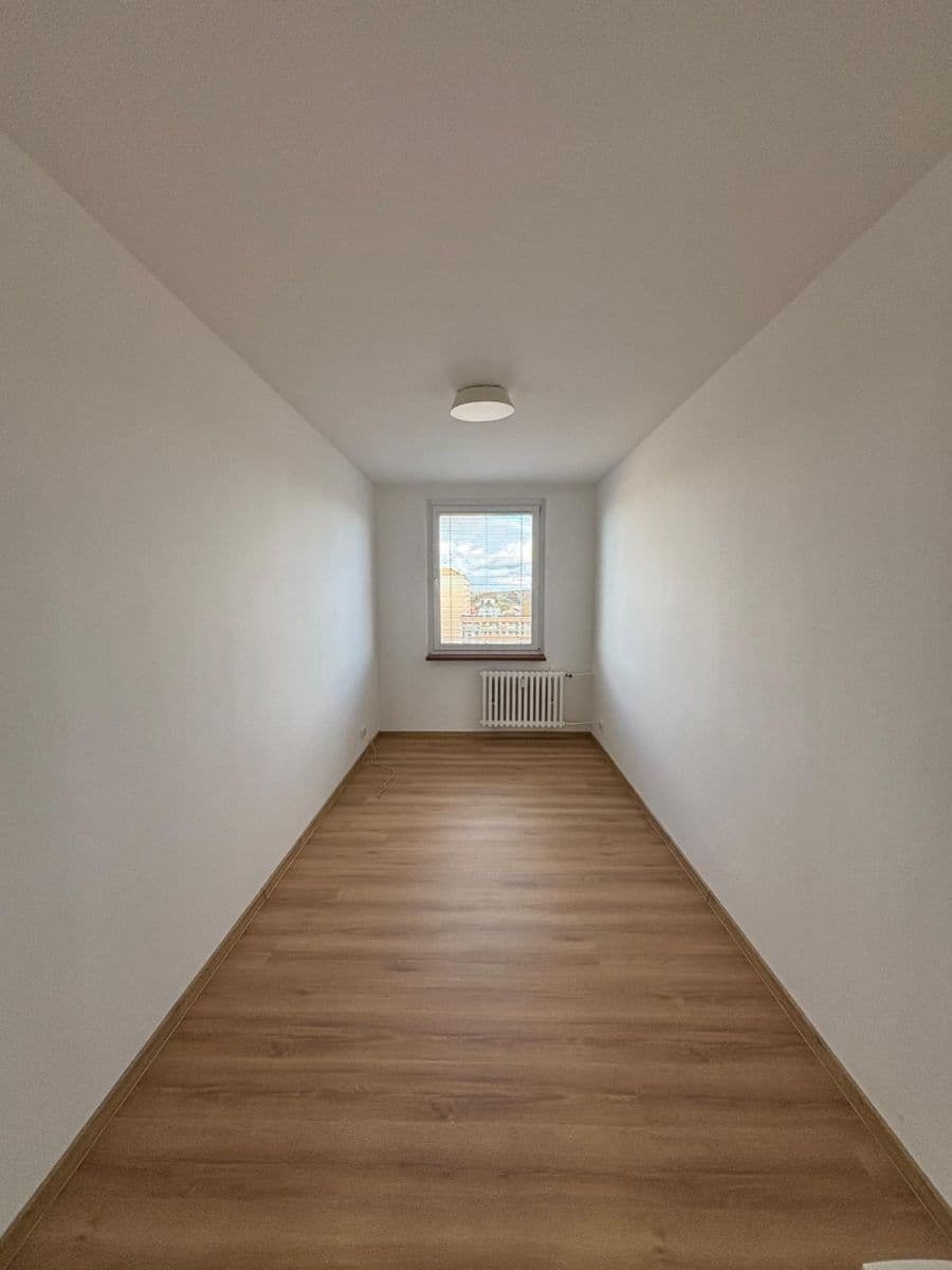Pronájem bytu 4+1 86 m², Mazurská, Praha, Praha Pronájem bytu 4+1 86 m², Mazurská, Praha, Praha