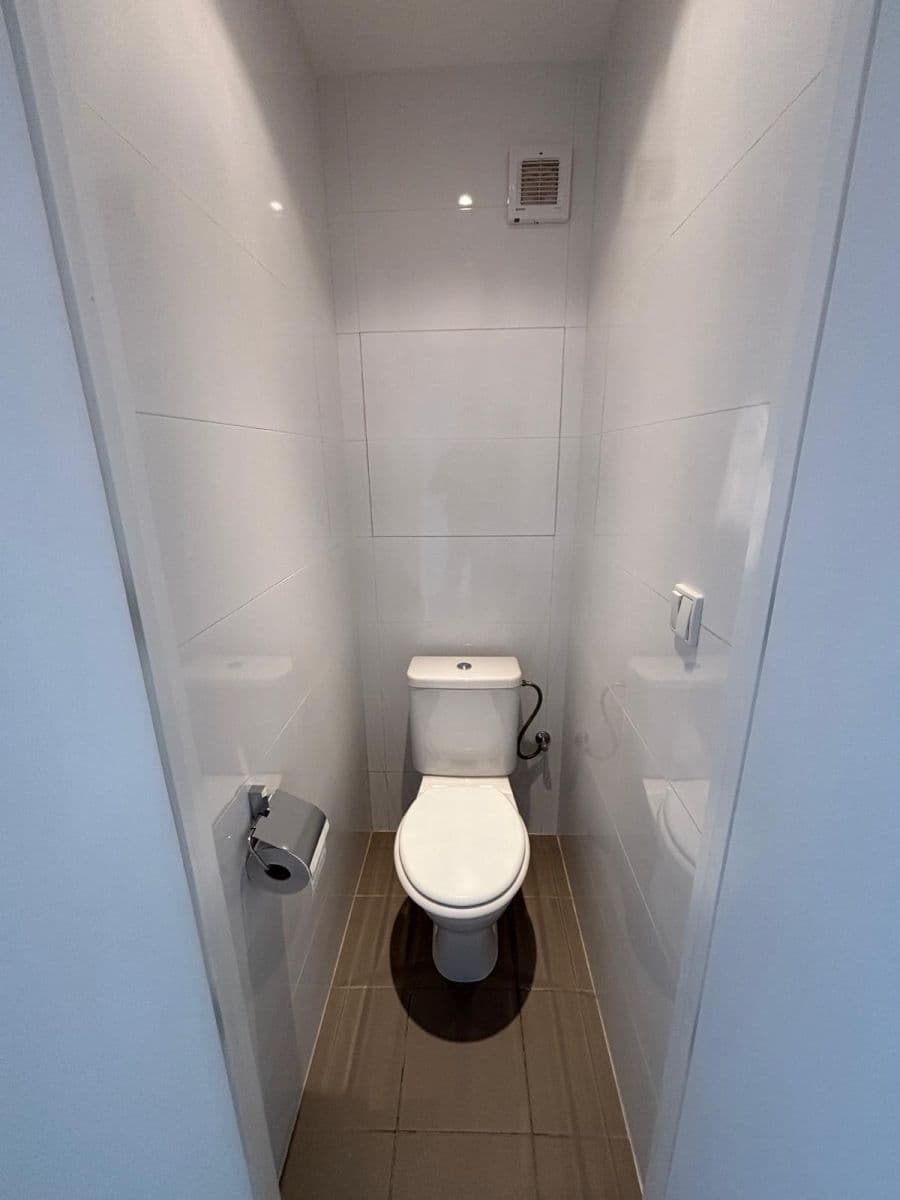 Pronájem bytu 4+1 86 m², Mazurská, Praha, Praha Pronájem bytu 4+1 86 m², Mazurská, Praha, Praha