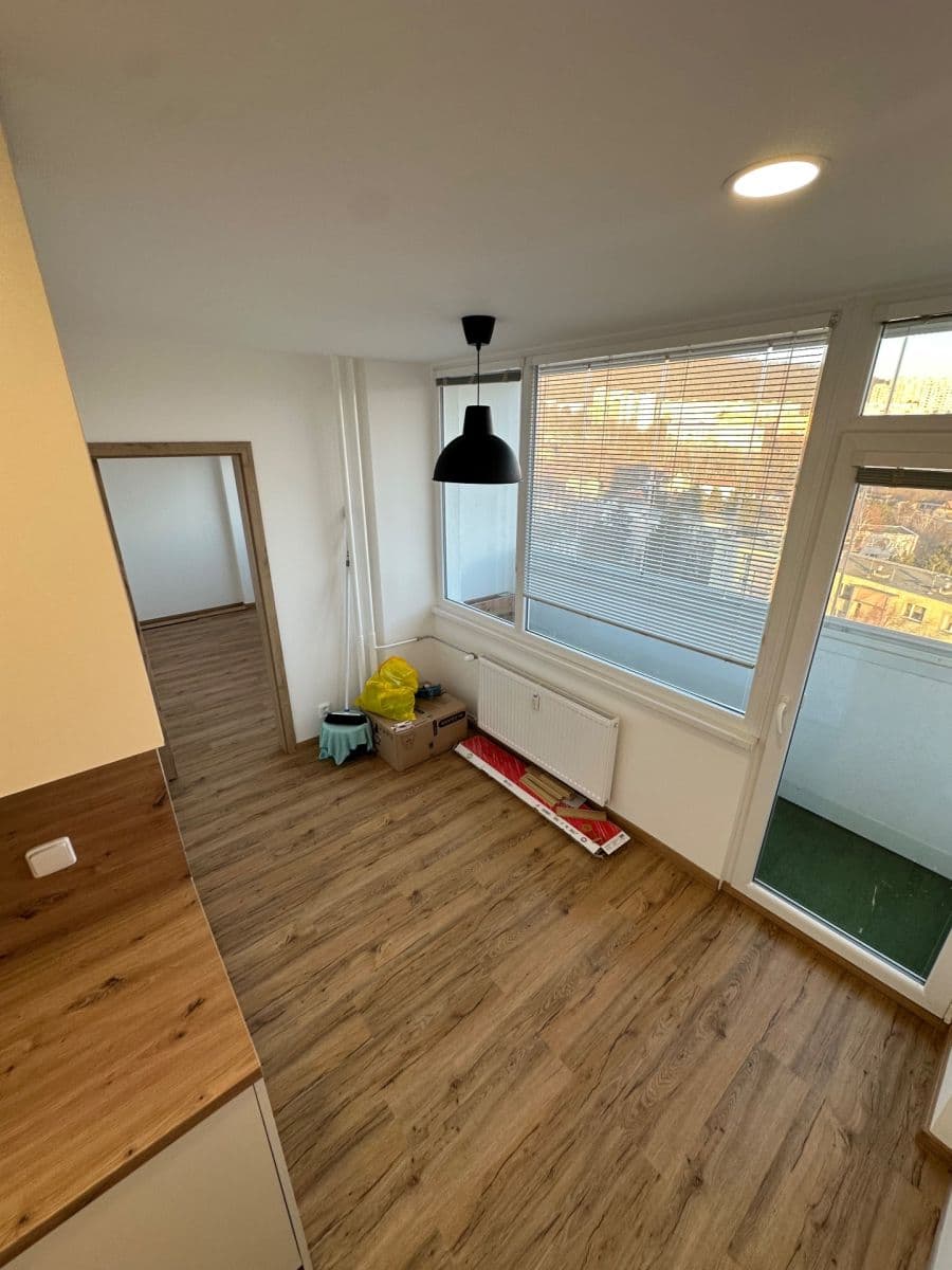 Pronájem bytu 3+1 75 m², Hoření, Ústí nad Labem, Ústecký kraj Pronájem bytu 3+1 75 m², Hoření, Ústí nad Labem, Ústecký kraj