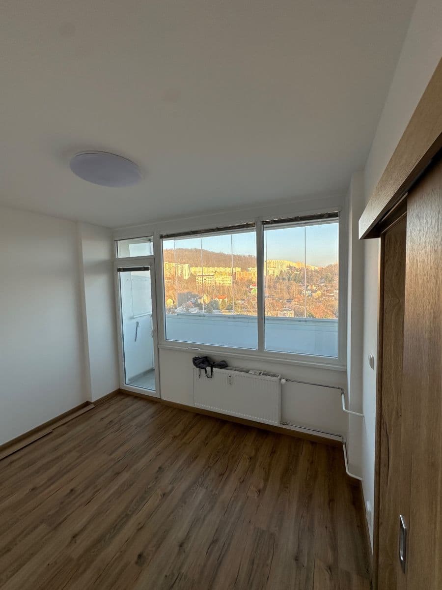 Pronájem bytu 3+1 75 m², Hoření, Ústí nad Labem, Ústecký kraj Pronájem bytu 3+1 75 m², Hoření, Ústí nad Labem, Ústecký kraj