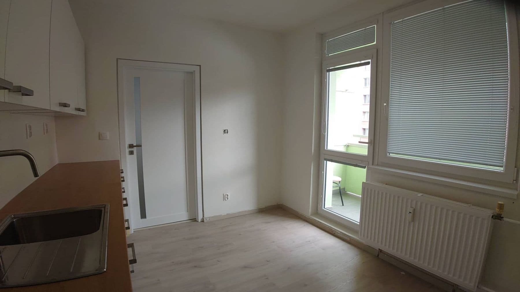 Pronájem bytu 3+1 72 m², J. Mudrocha, Senica, Trnavský kraj Pronájem bytu 3+1 72 m², J. Mudrocha, Senica, Trnavský kraj