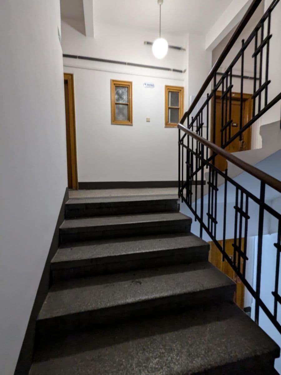 Pronájem bytu 2+1 50 m², Žerotínova, Praha, Praha Pronájem bytu 2+1 50 m², Žerotínova, Praha, Praha