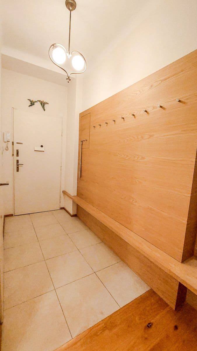 Pronájem bytu 71 m², Janovského, Praha, Praha Pronájem bytu 71 m², Janovského, Praha, Praha