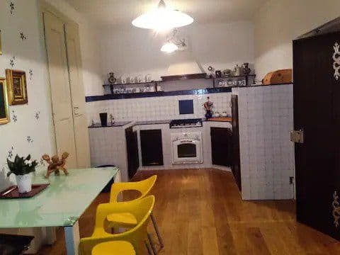 Pronájem bytu 130 m², Mostecká, Praha, Praha Pronájem bytu 130 m², Mostecká, Praha, Praha