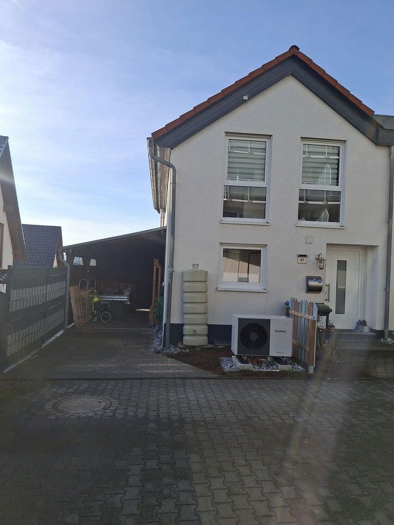 Prodej domu 108 m², pozemek 202 m², Hagen, Severní Porýní-Vestfálsko Prodej domu 108 m², pozemek 202 m², Hagen, Severní Porýní-Vestfálsko