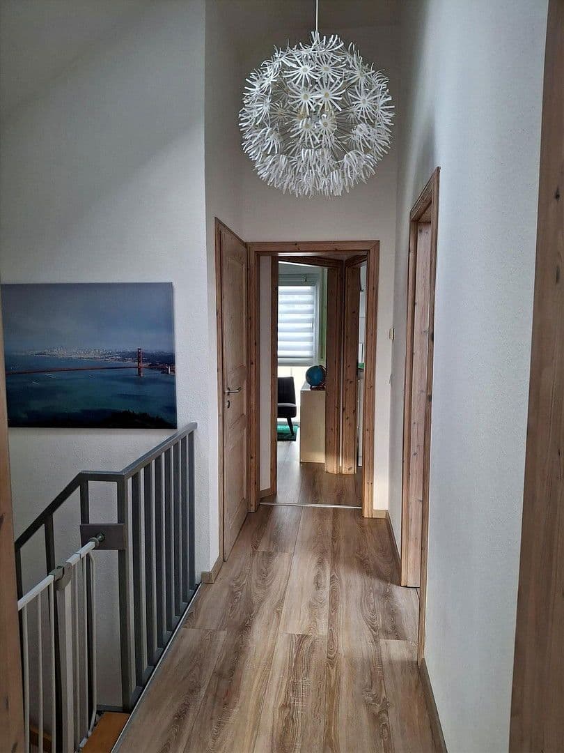 Prodej domu 108 m², pozemek 202 m², Hagen, Severní Porýní-Vestfálsko Prodej domu 108 m², pozemek 202 m², Hagen, Severní Porýní-Vestfálsko