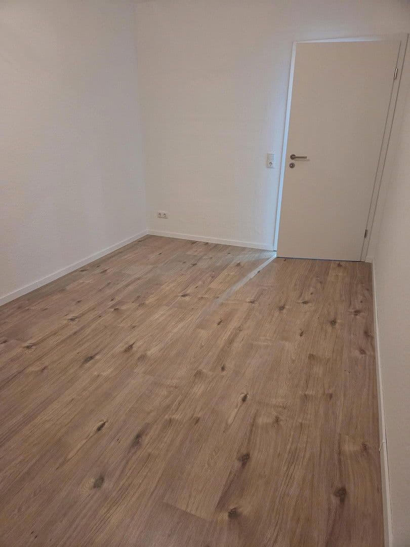 Pronájem bytu 3+1 70 m², Giesen, Dolní Sasko Pronájem bytu 3+1 70 m², Giesen, Dolní Sasko
