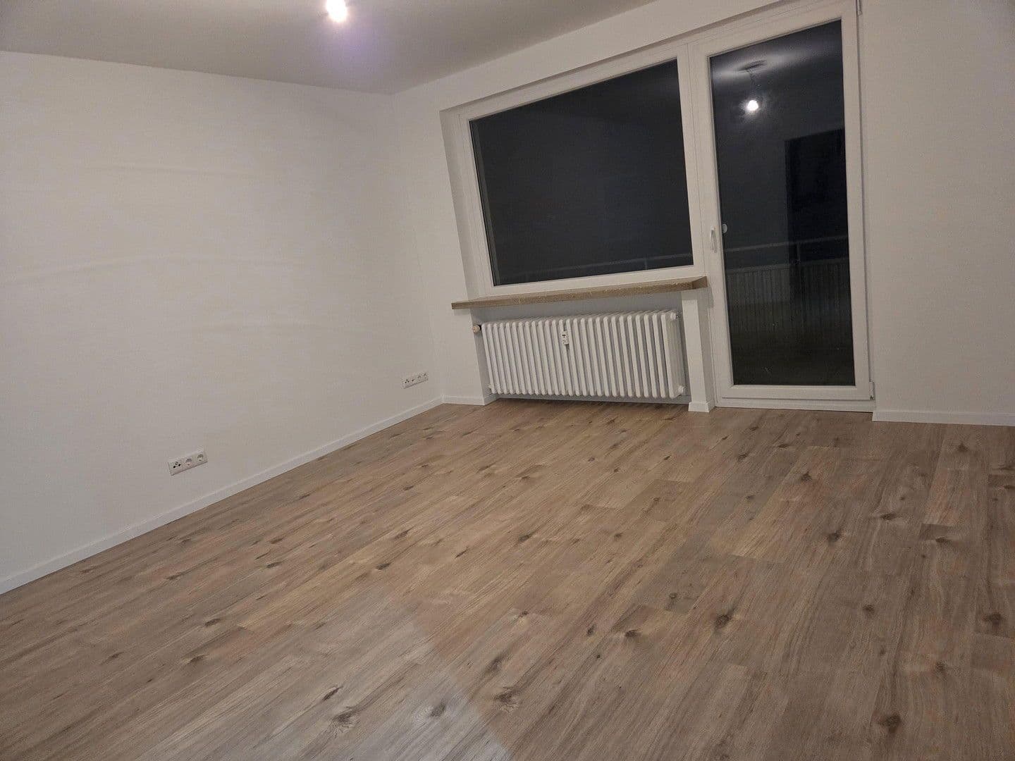 Pronájem bytu 3+1 70 m², Giesen, Dolní Sasko Pronájem bytu 3+1 70 m², Giesen, Dolní Sasko