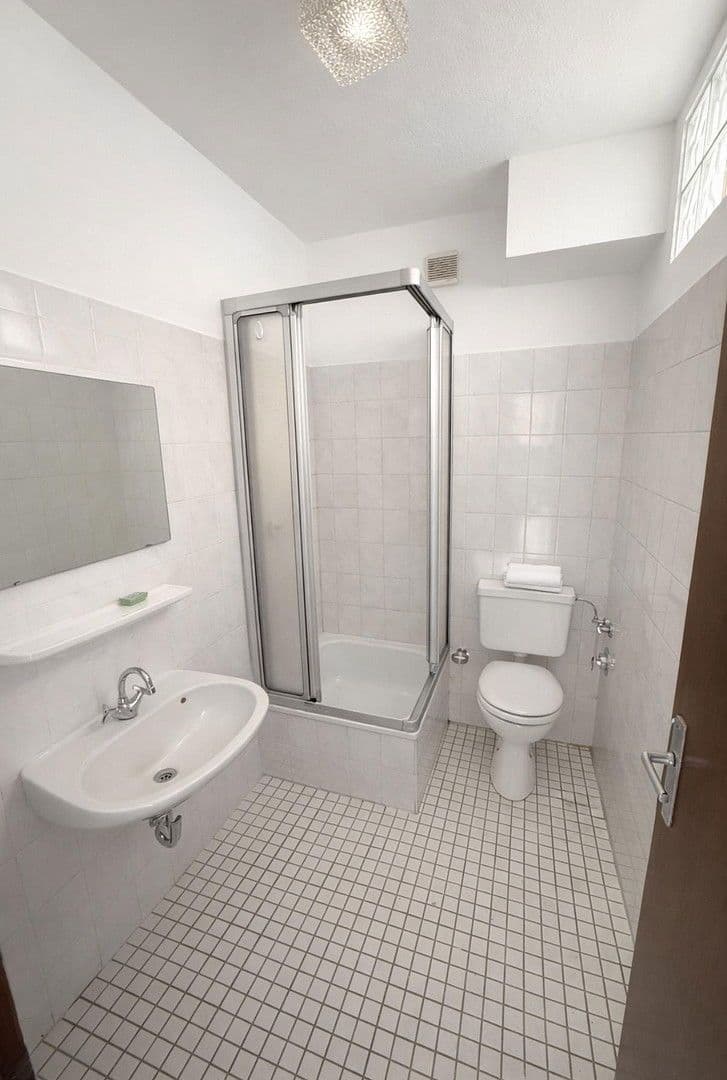 Pronájem bytu 2+1 47 m², Kasinostraße 66, Cáchy, Severní Porýní-Vestfálsko Pronájem bytu 2+1 47 m², Kasinostraße 66, Cáchy, Severní Porýní-Vestfálsko