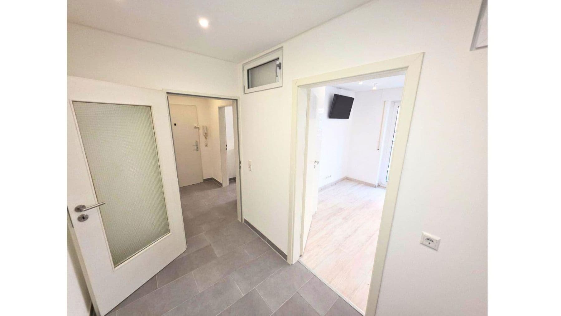 Prodej bytu 3+1 81 m², Scheffelstr. 46, Karlsruhe, Bádensko-Württembersko Prodej bytu 3+1 81 m², Scheffelstr. 46, Karlsruhe, Bádensko-Württembersko