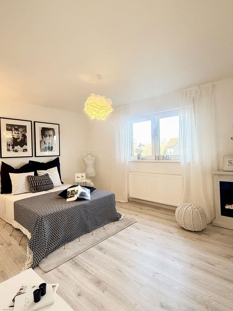 Prodej domu 97 m², pozemek 155 m², Tönisvorst, Severní Porýní-Vestfálsko Prodej domu 97 m², pozemek 155 m², Tönisvorst, Severní Porýní-Vestfálsko