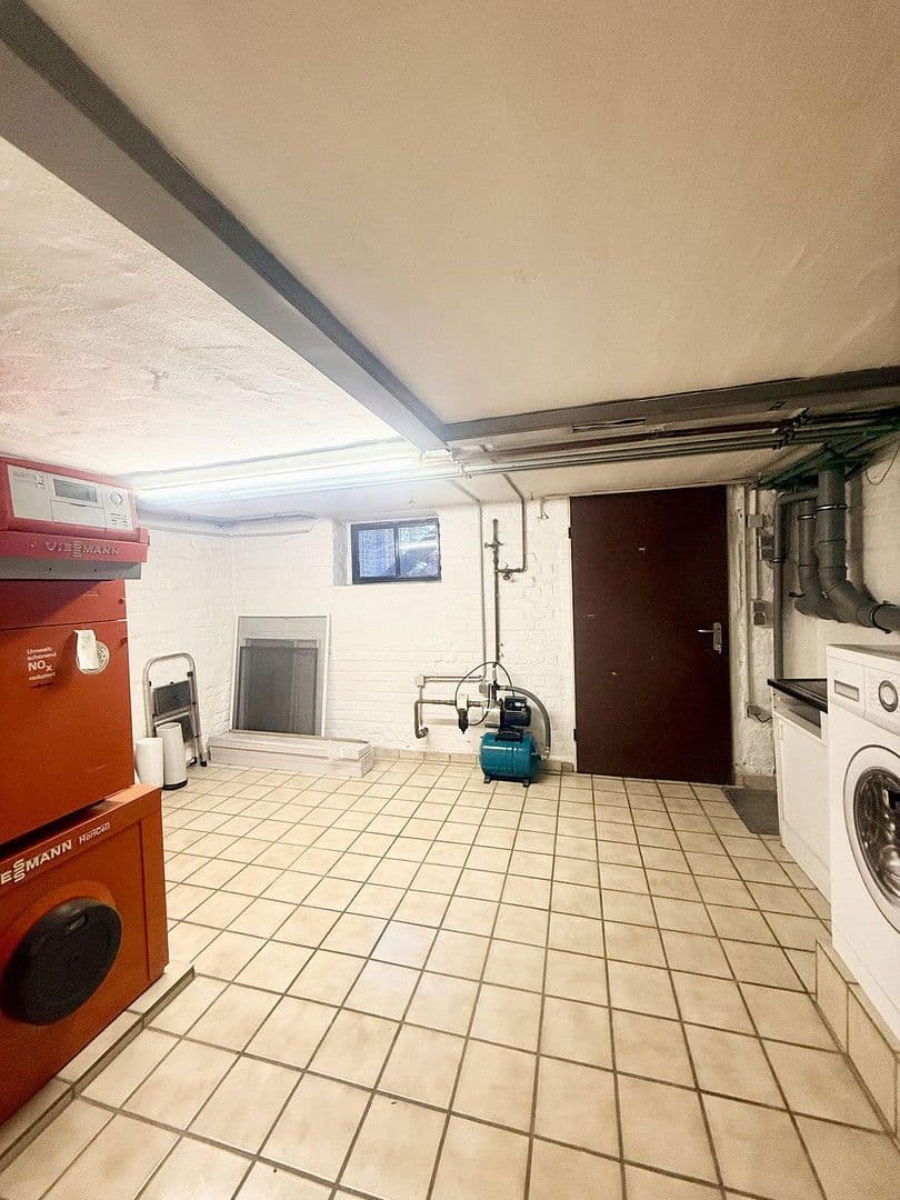 Prodej domu 97 m², pozemek 155 m², Tönisvorst, Severní Porýní-Vestfálsko Prodej domu 97 m², pozemek 155 m², Tönisvorst, Severní Porýní-Vestfálsko