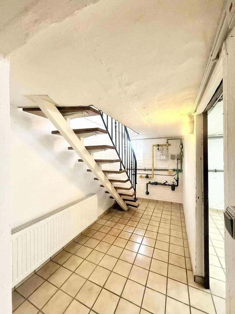 Prodej domu 97 m², pozemek 155 m², Tönisvorst, Severní Porýní-Vestfálsko Prodej domu 97 m², pozemek 155 m², Tönisvorst, Severní Porýní-Vestfálsko