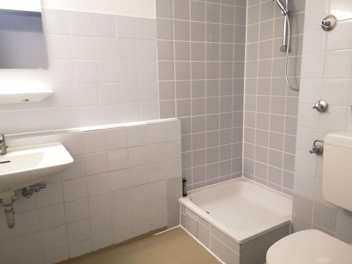 Pronájem bytu 1+1 22 m², Motorstraße 61, München, Bavorsko Pronájem bytu 1+1 22 m², Motorstraße 61, München, Bavorsko