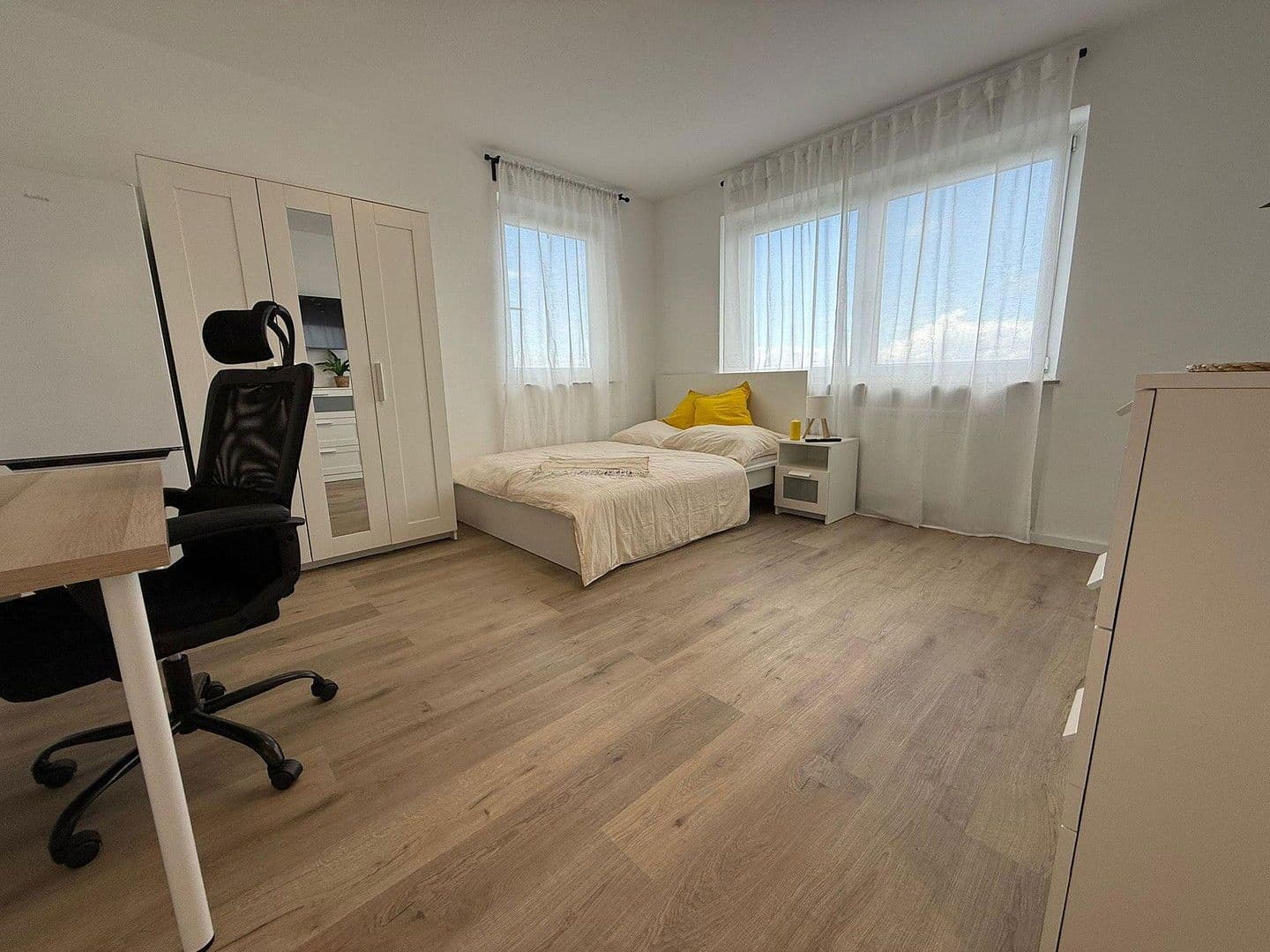 Pronájem bytu 1+1 26 m², Würzburgerring 33, Erlangen, Bavorsko Pronájem bytu 1+1 26 m², Würzburgerring 33, Erlangen, Bavorsko