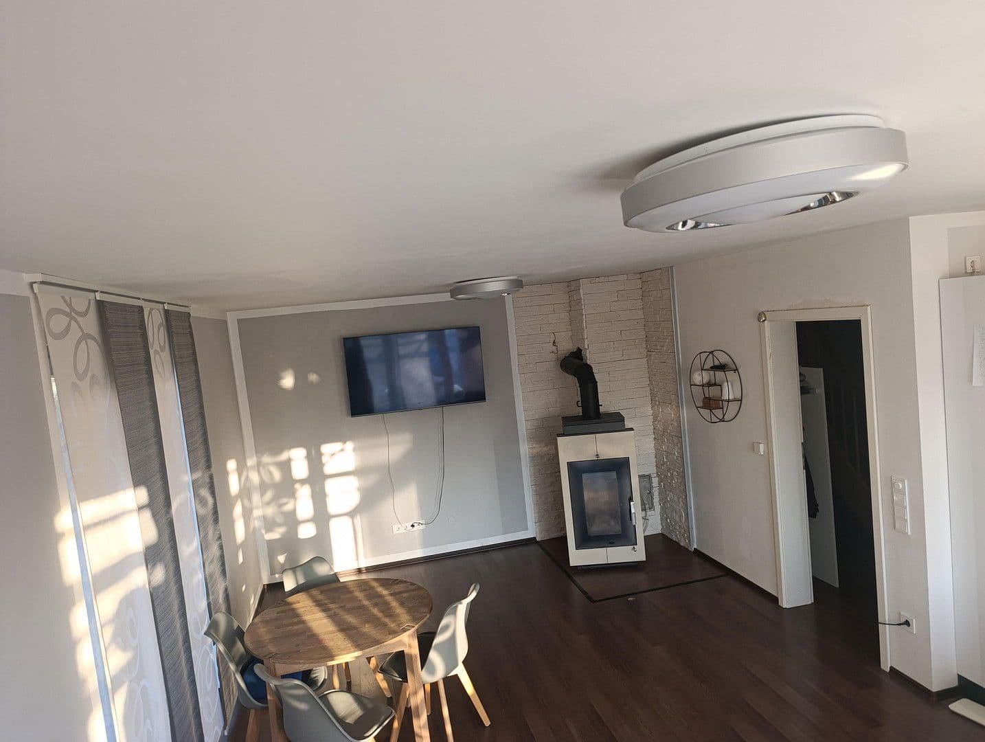 Prodej domu 203 m², pozemek 601 m², Pinneberg, Šlesvicko-Holštýnsko Prodej domu 203 m², pozemek 601 m², Pinneberg, Šlesvicko-Holštýnsko