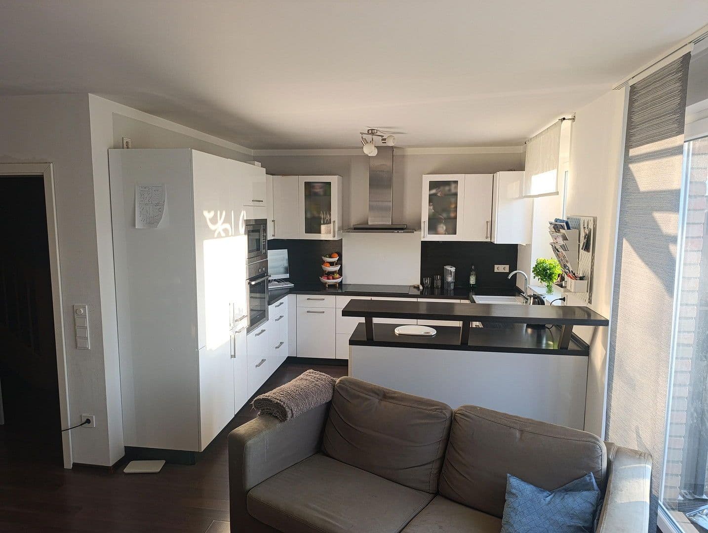 Prodej domu 203 m², pozemek 601 m², Pinneberg, Šlesvicko-Holštýnsko Prodej domu 203 m², pozemek 601 m², Pinneberg, Šlesvicko-Holštýnsko