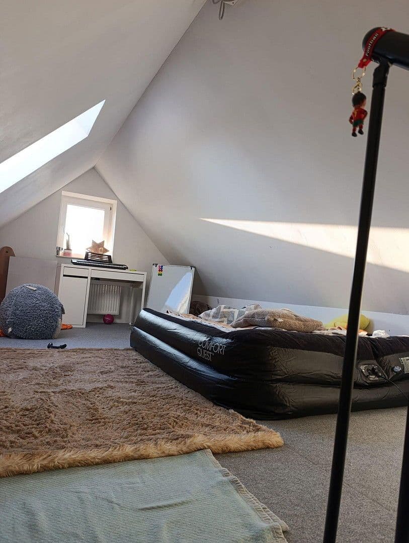 Prodej domu 203 m², pozemek 601 m², Pinneberg, Šlesvicko-Holštýnsko Prodej domu 203 m², pozemek 601 m², Pinneberg, Šlesvicko-Holštýnsko