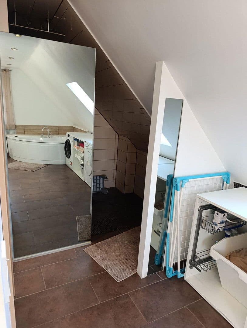 Prodej domu 203 m², pozemek 601 m², Pinneberg, Šlesvicko-Holštýnsko Prodej domu 203 m², pozemek 601 m², Pinneberg, Šlesvicko-Holštýnsko