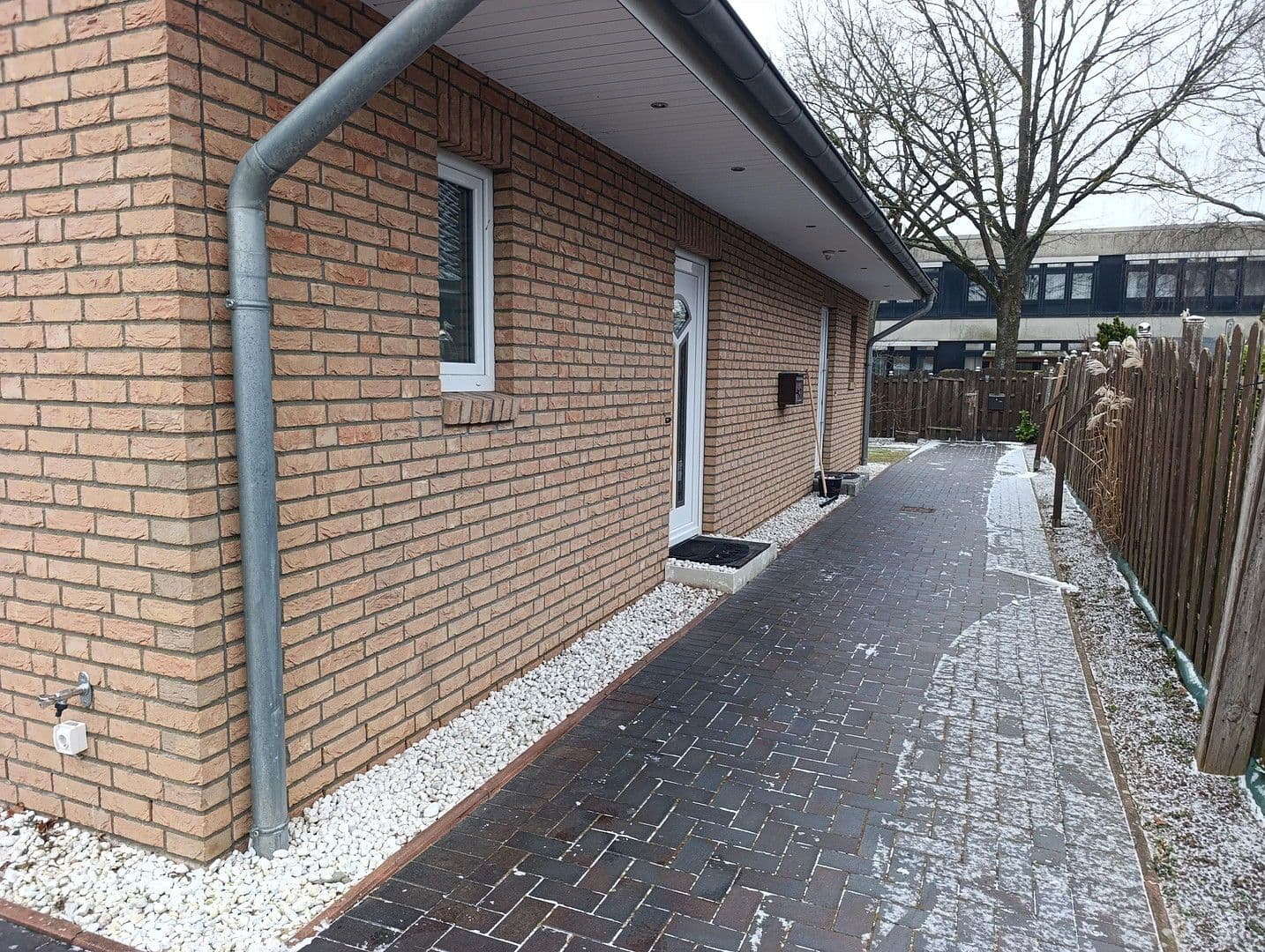 Prodej domu 203 m², pozemek 601 m², Pinneberg, Šlesvicko-Holštýnsko Prodej domu 203 m², pozemek 601 m², Pinneberg, Šlesvicko-Holštýnsko