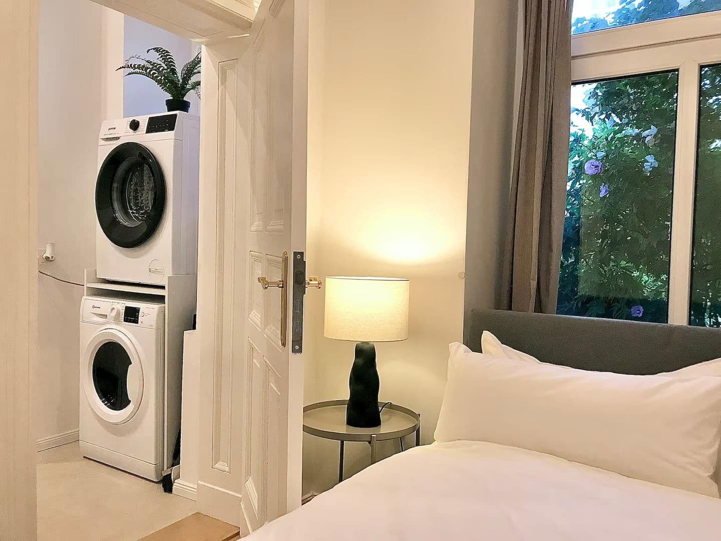 Pronájem bytu 4+1 102 m², Herderstraße 5, Berlin, Berlín Pronájem bytu 4+1 102 m², Herderstraße 5, Berlin, Berlín