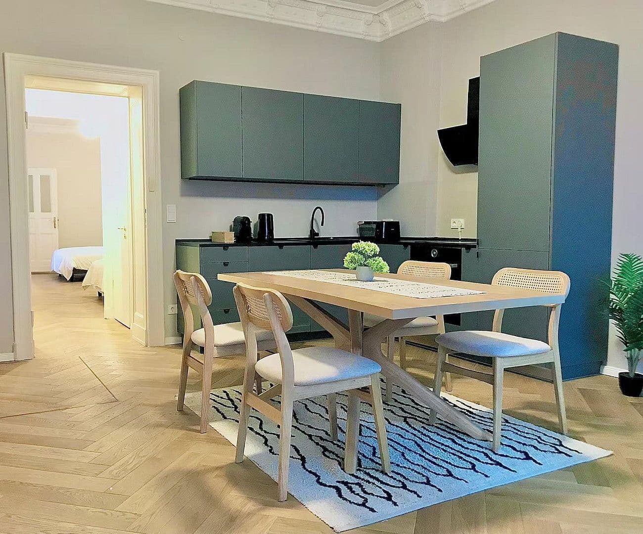 Pronájem bytu 4+1 102 m², Herderstraße 5, Berlin, Berlín Pronájem bytu 4+1 102 m², Herderstraße 5, Berlin, Berlín