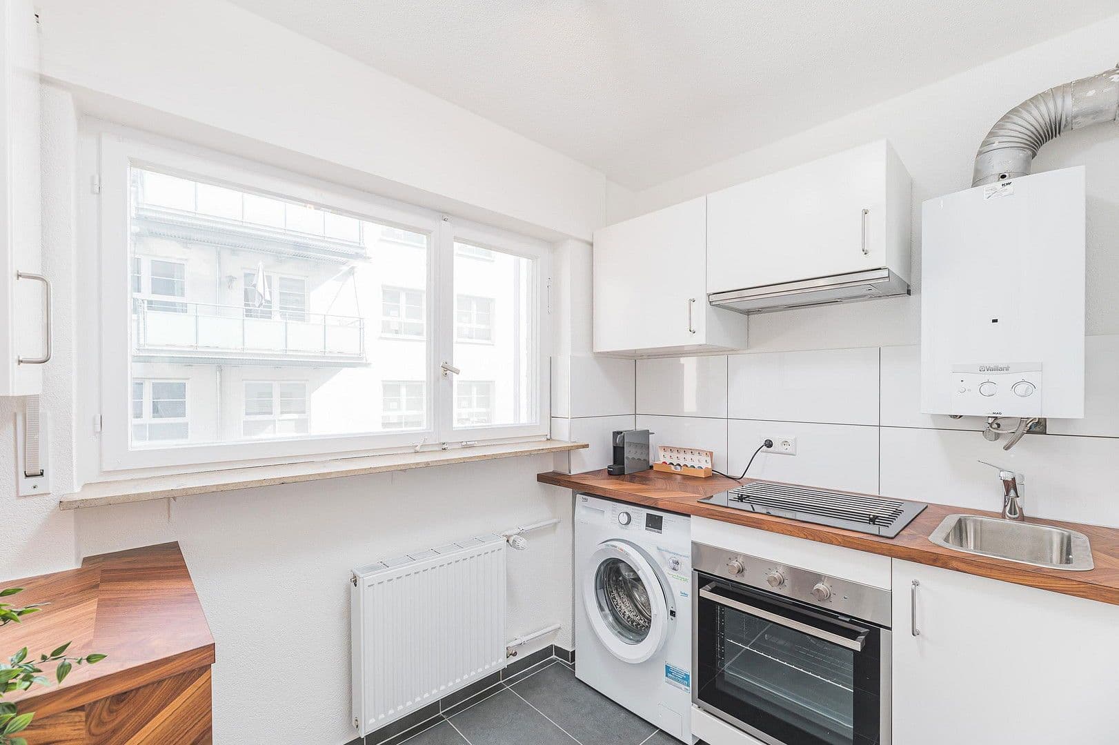 Pronájem bytu 2+1 50 m², Bebelstr. 80, Stuttgart, Bádensko-Württembersko Pronájem bytu 2+1 50 m², Bebelstr. 80, Stuttgart, Bádensko-Württembersko