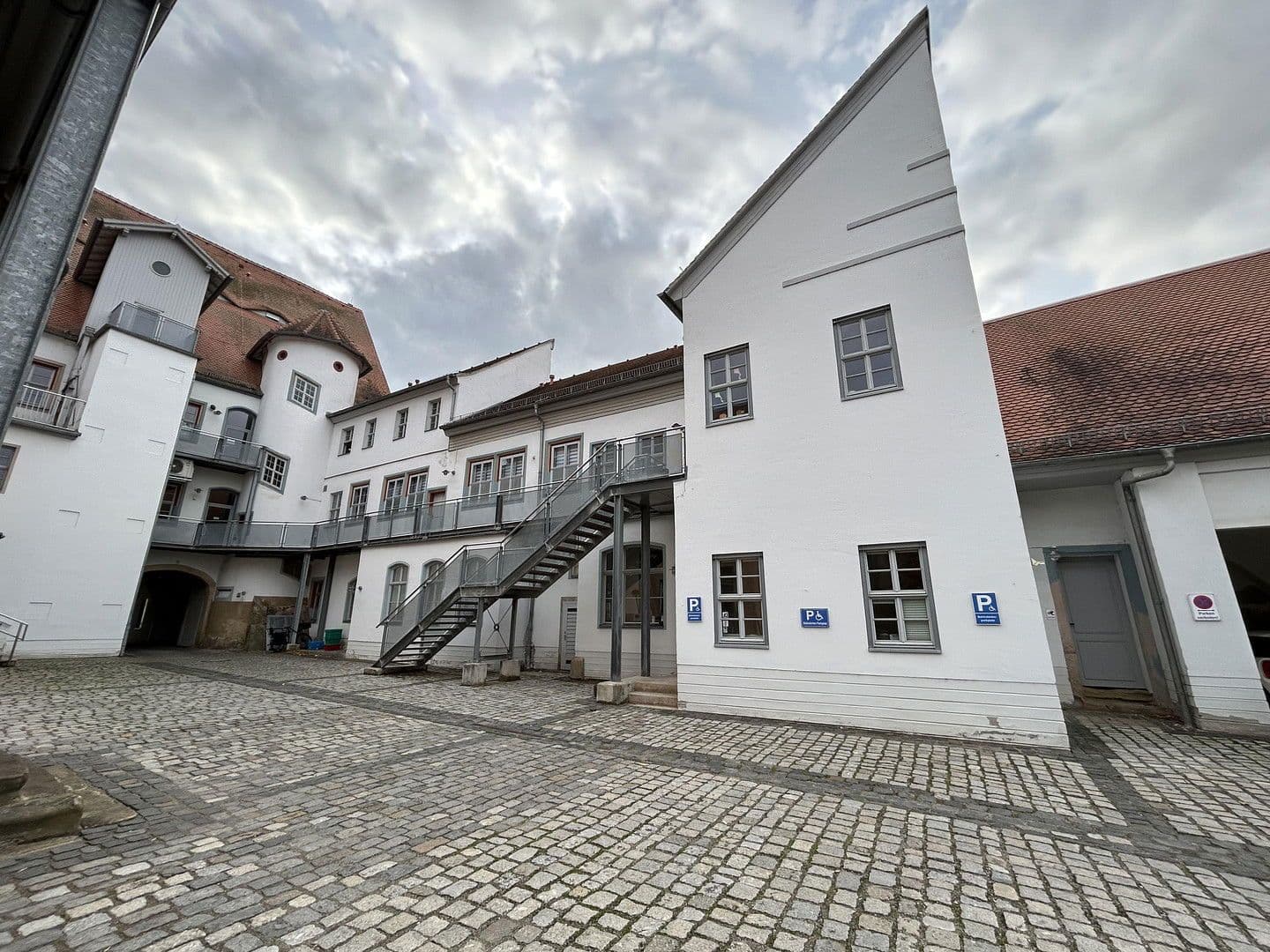 Pronájem kanceláře 34 m², Jakobsstraße 26, Naumburg (Saale), Sasko-Anhaltsko Pronájem kanceláře 34 m², Jakobsstraße 26, Naumburg (Saale), Sasko-Anhaltsko