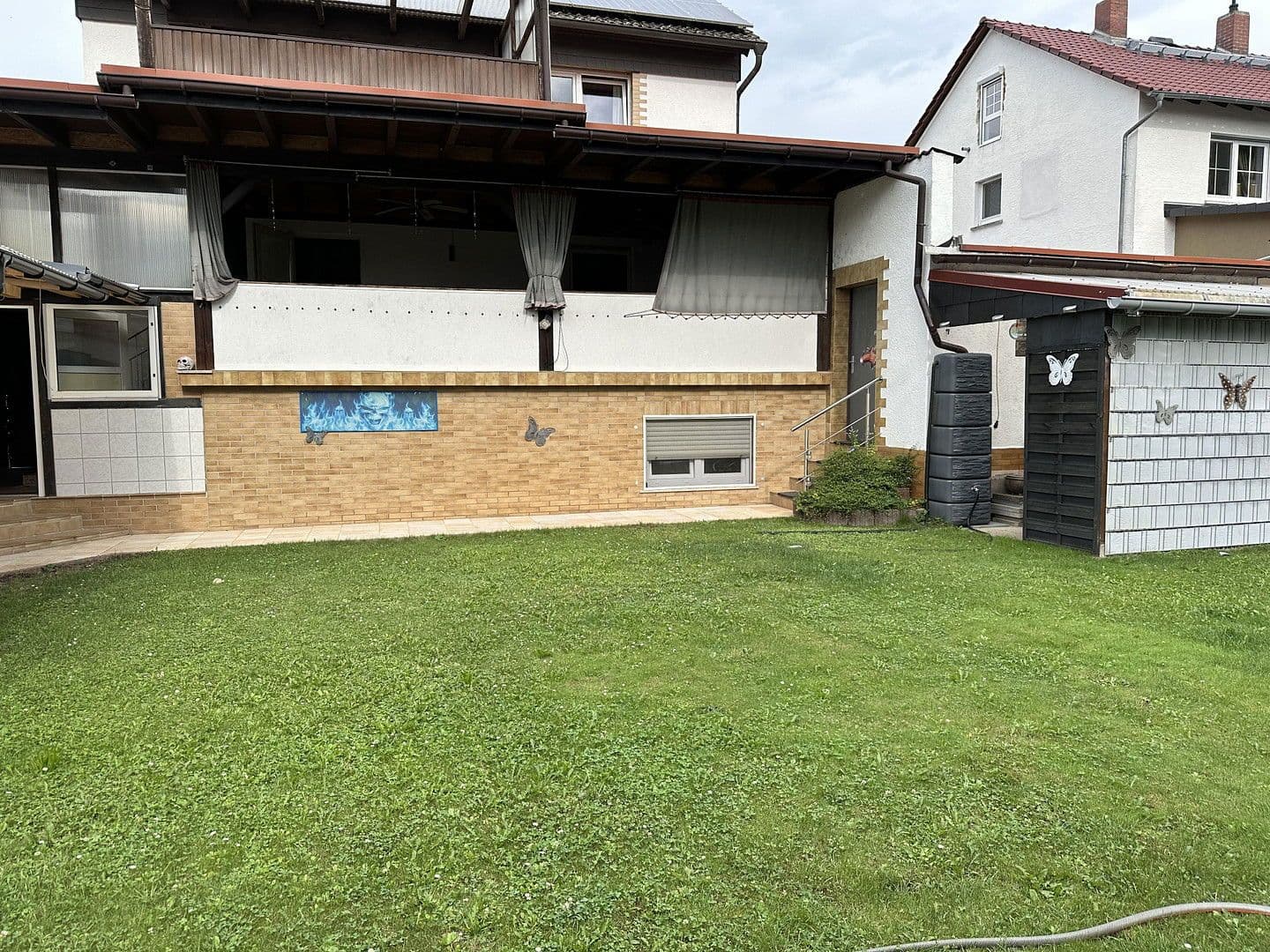 Prodej domu 150 m², pozemek 575 m², Riedstraße 13, Groß-Gerau, Hessen Prodej domu 150 m², pozemek 575 m², Riedstraße 13, Groß-Gerau, Hessen