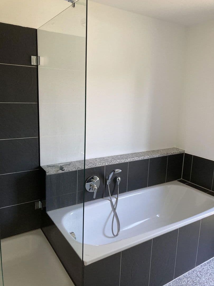 Pronájem bytu 2+1 71 m², Franz Marc Str 1, Puchheim, Bavorsko Pronájem bytu 2+1 71 m², Franz Marc Str 1, Puchheim, Bavorsko
