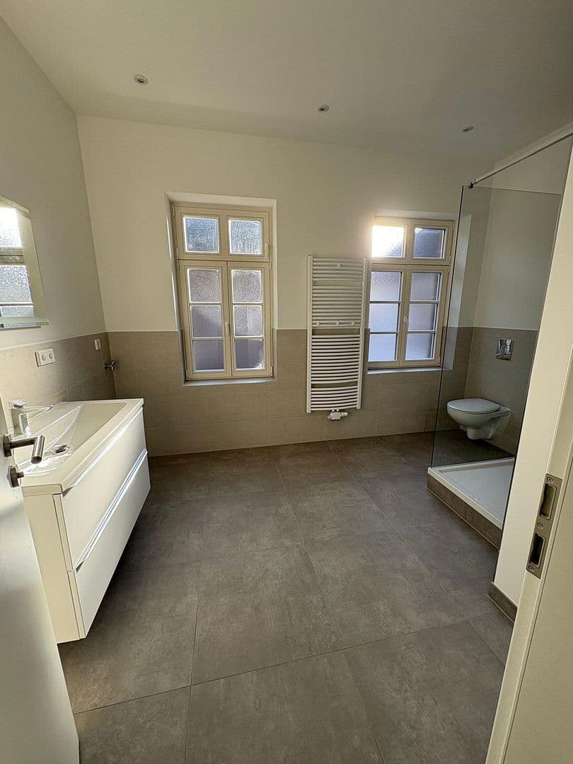 Pronájem bytu 4+1 104 m², Königstr. 92, Fürth, Bavorsko Pronájem bytu 4+1 104 m², Königstr. 92, Fürth, Bavorsko