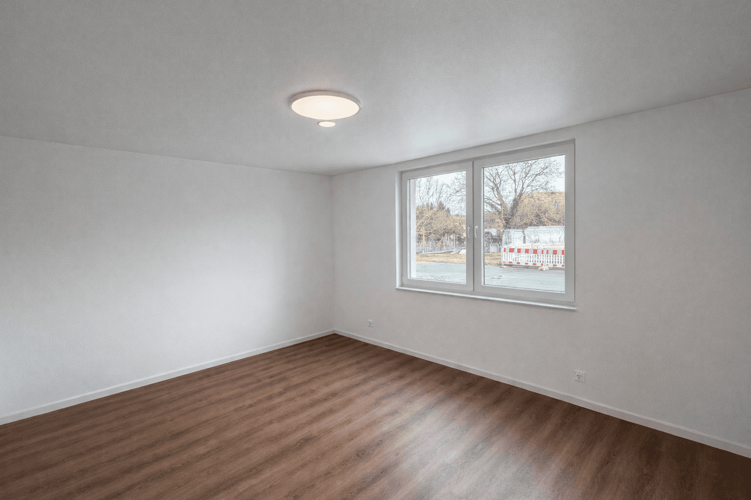 Prodej bytu 4+1 127 m², Jockgrim, Porýní-Falc Prodej bytu 4+1 127 m², Jockgrim, Porýní-Falc