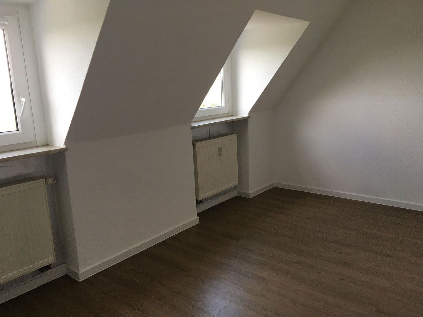 Pronájem bytu 3+1 54 m², Simmern/Hunsrück, Porýní-Falc Pronájem bytu 3+1 54 m², Simmern/Hunsrück, Porýní-Falc