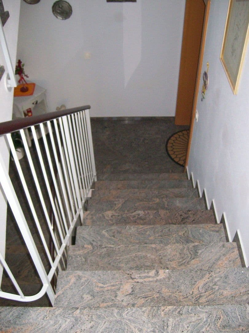 Pronájem bytu 2+1 65 m², Blumenstraße 36, Karlsfeld, Bavorsko Pronájem bytu 2+1 65 m², Blumenstraße 36, Karlsfeld, Bavorsko