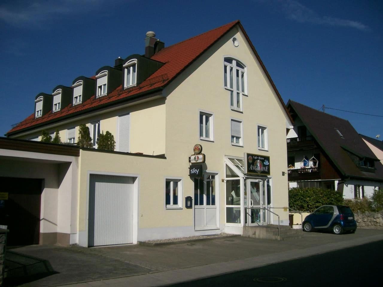 Pronájem bytu 2+1 65 m², Blumenstraße 36, Karlsfeld, Bavorsko Pronájem bytu 2+1 65 m², Blumenstraße 36, Karlsfeld, Bavorsko