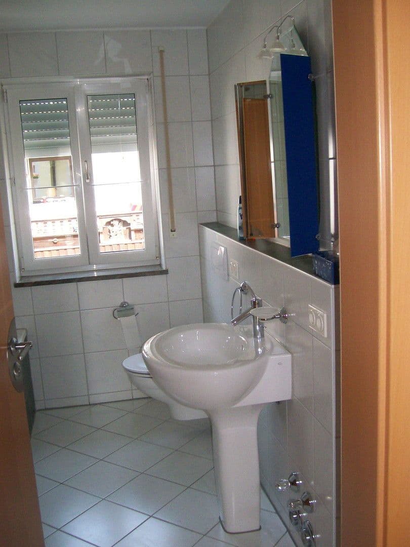 Pronájem bytu 2+1 65 m², Blumenstraße 36, Karlsfeld, Bavorsko Pronájem bytu 2+1 65 m², Blumenstraße 36, Karlsfeld, Bavorsko