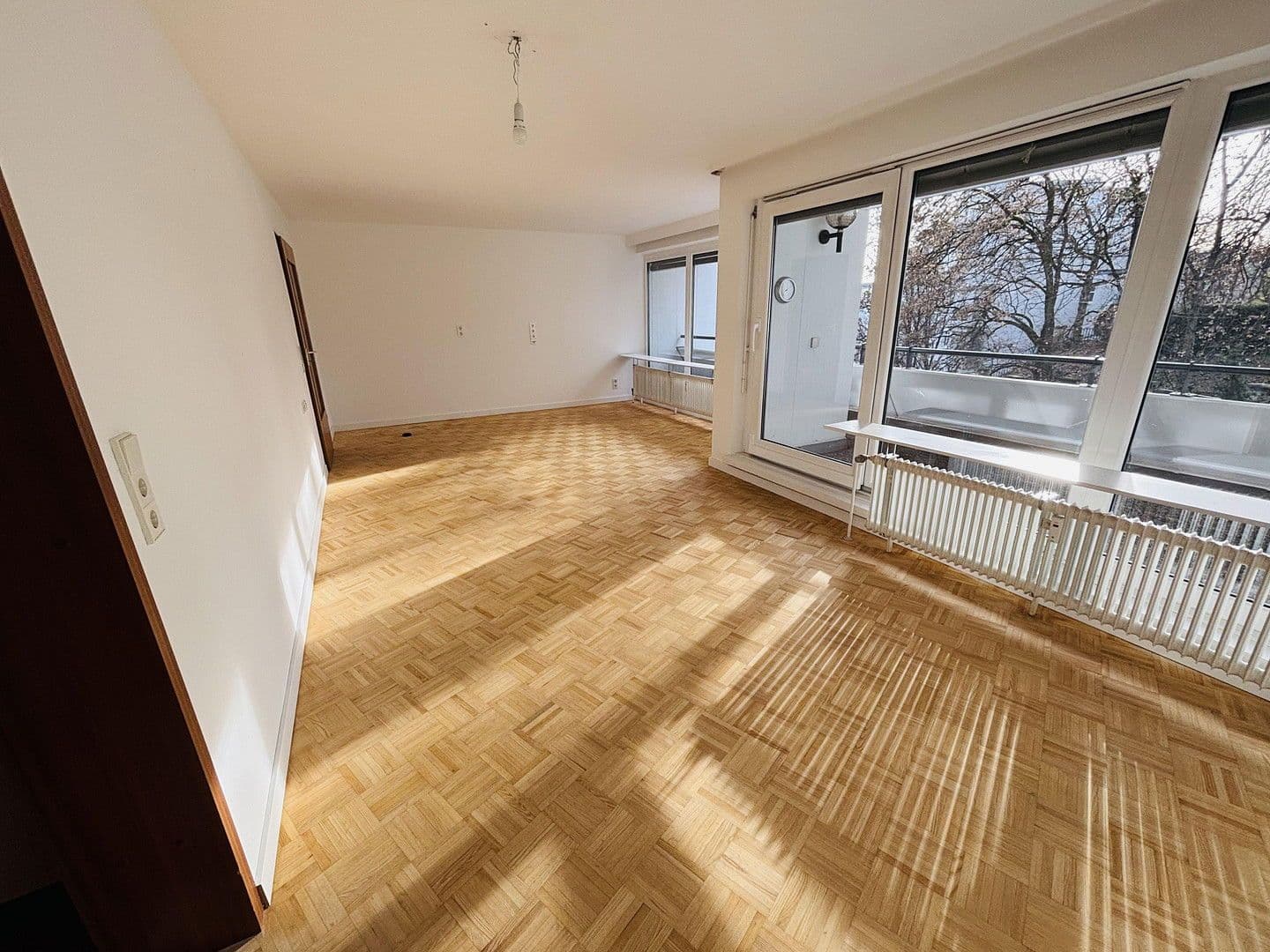 Prodej bytu 3+1 85 m², Schottstraße 6, Stuttgart, Bádensko-Württembersko Prodej bytu 3+1 85 m², Schottstraße 6, Stuttgart, Bádensko-Württembersko