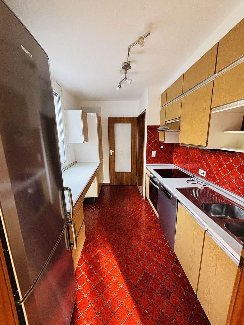 Prodej bytu 3+1 85 m², Schottstraße 6, Stuttgart, Bádensko-Württembersko Prodej bytu 3+1 85 m², Schottstraße 6, Stuttgart, Bádensko-Württembersko