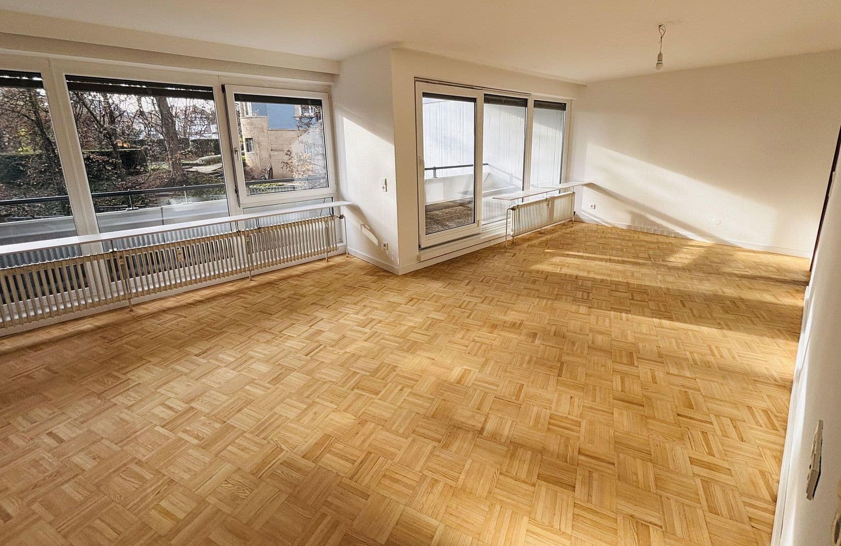 Prodej bytu 3+1 85 m², Schottstraße 6, Stuttgart, Bádensko-Württembersko Prodej bytu 3+1 85 m², Schottstraße 6, Stuttgart, Bádensko-Württembersko