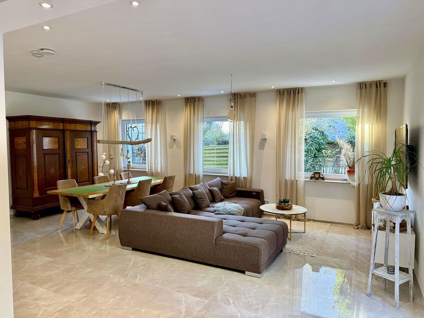 Pronájem bytu 3+1 115 m², Unna, Severní Porýní-Vestfálsko Pronájem bytu 3+1 115 m², Unna, Severní Porýní-Vestfálsko