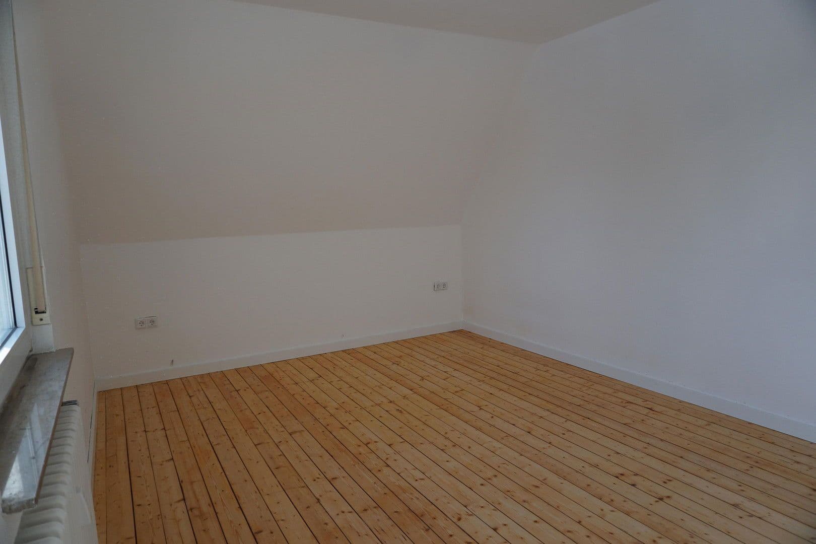 Pronájem bytu 4+1 102 m², Von-Ketteler-Str. 40, Paderborn, Severní Porýní-Vestfálsko Pronájem bytu 4+1 102 m², Von-Ketteler-Str. 40, Paderborn, Severní Porýní-Vestfálsko