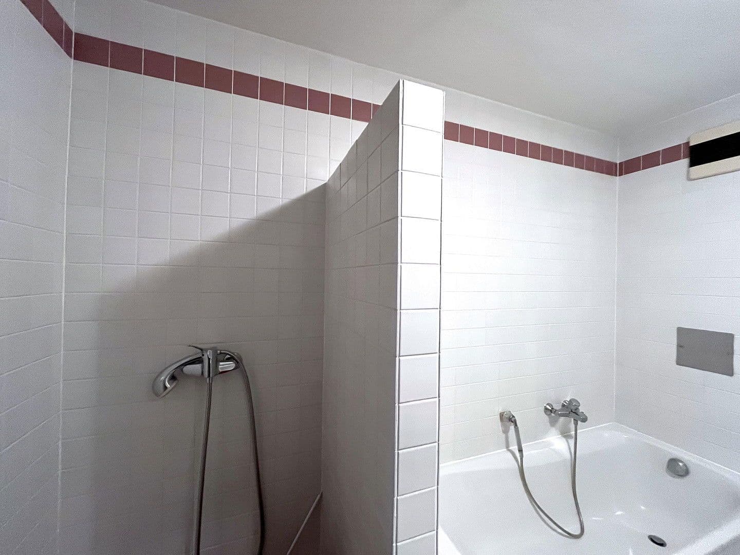 Pronájem bytu 3+1 95 m², Griesingergasse 26, Wien, Wien Pronájem bytu 3+1 95 m², Griesingergasse 26, Wien, Wien