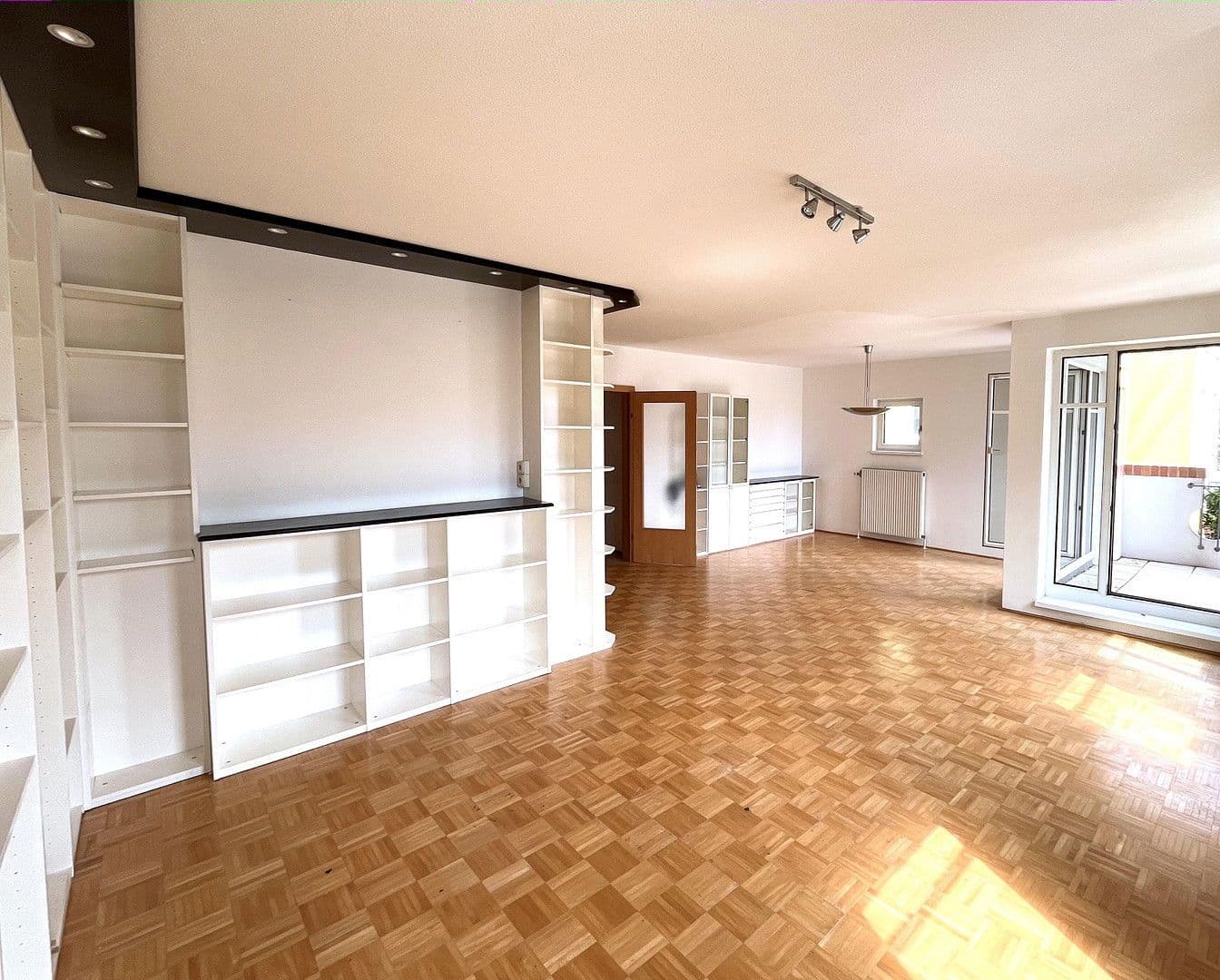 Pronájem bytu 3+1 95 m², Griesingergasse 26, Wien, Wien Pronájem bytu 3+1 95 m², Griesingergasse 26, Wien, Wien